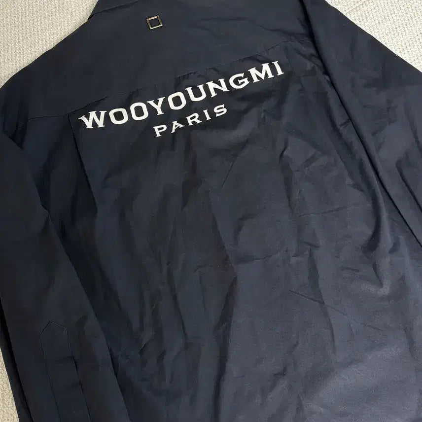 [SOLD OUT] [새상품급] 우영미 백로고 셔츠 네이비 44사이즈