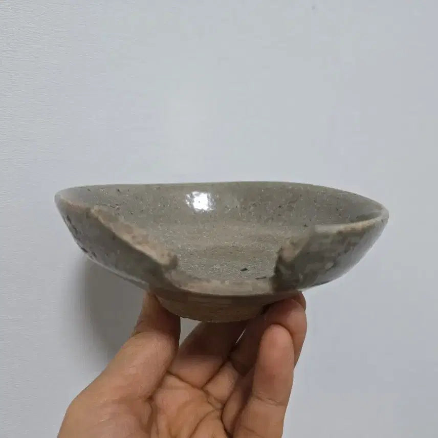[BUNJANG] Authentic Early Joseon Dynasty White Porcelain Plate / 진품 조선초기 백자 접시 골동품