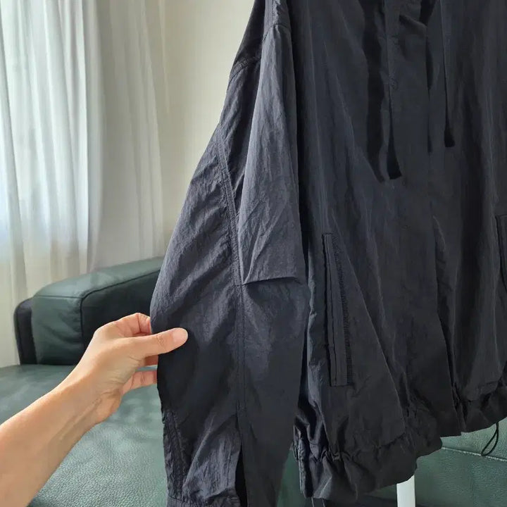 [BUNJANG] Helen Karen Airy Jumper Black Nylon Size S / 헬렌카렌 에어리 점퍼 미착용