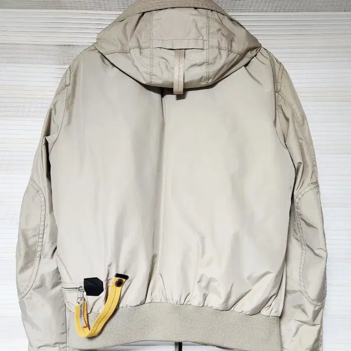 [BUNJANG] Parajumpers Gobi Bomber Padding Beige L / 파라점퍼스 고비 봄버 패딩 베이지 L