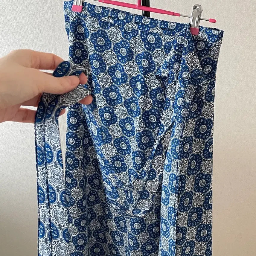 [BUNJANG] Wrap Skirt Blue Pattern New / 랩스커트(새상품)