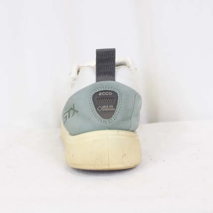 [BUNJANG] ECCO Gore-Tex Walking Sneakers White EUR 39 / US 8 / [정품] 에코 남녀공용 고어텍스 워킹 스니커즈 (250) 상상샵