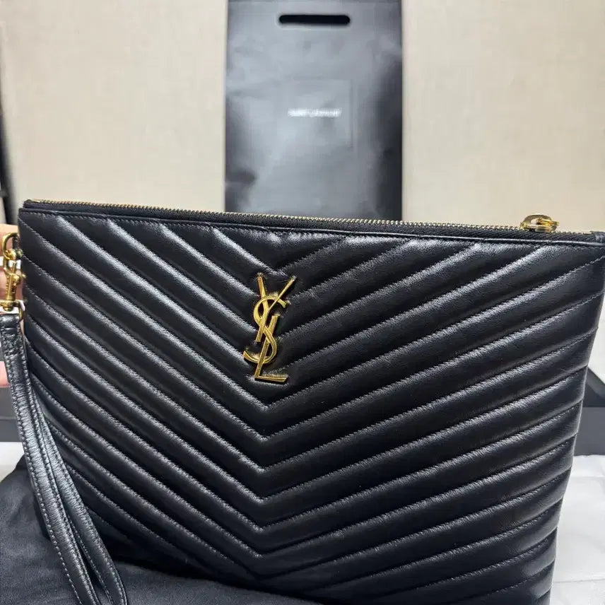 [BUNJANG] Saint Laurent Medium Clutch / [상태최상/정품] 생로랑 미듐 클러치
