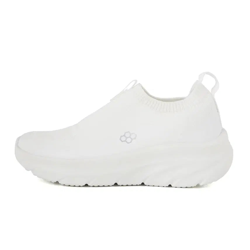 [BUNJANG] Nursing Myth Y1 Lightweight Running Shoes / 발편한 간호사신화 기능성 근무화 말랑말랑 가벼운 러닝화 화이트 Y1