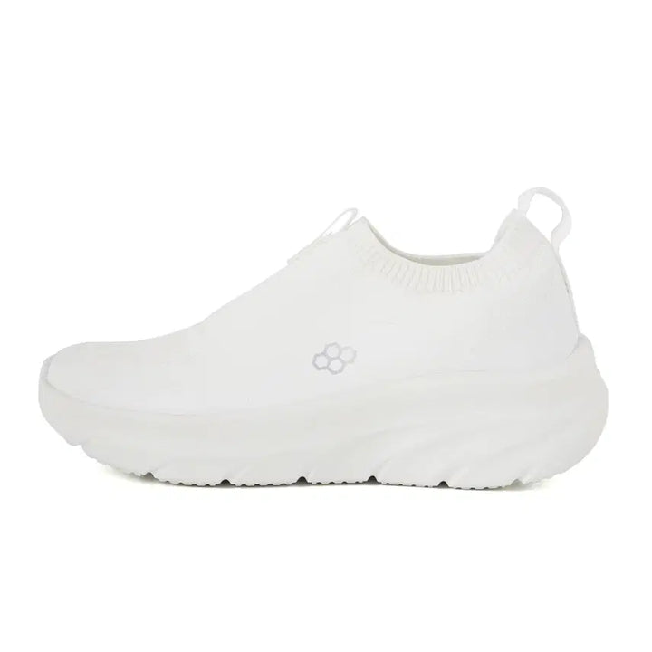 [BUNJANG] Nursing Myth Y1 Lightweight Running Shoes / 발편한 간호사신화 기능성 근무화 말랑말랑 가벼운 러닝화 화이트 Y1
