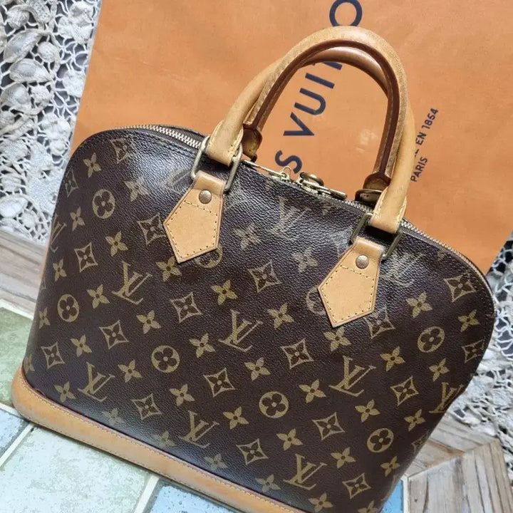 [BUNJANG] Louis Vuitton Monogram Alma PM Handbag / 루이비통모노그램 알마pm
