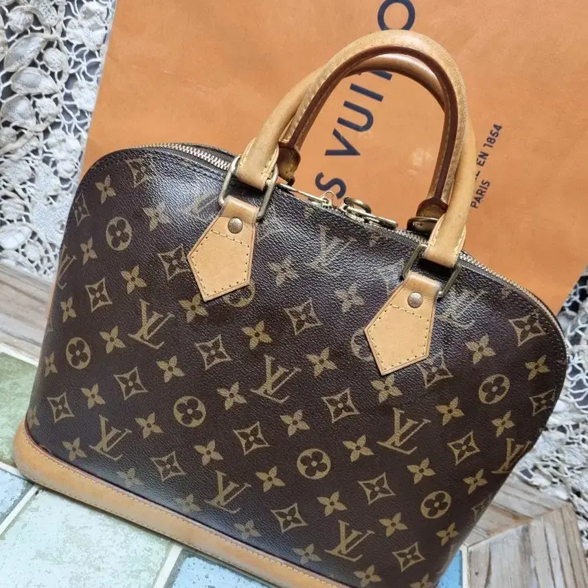 [BUNJANG] Louis Vuitton Monogram Alma PM Handbag / 루이비통모노그램 알마pm