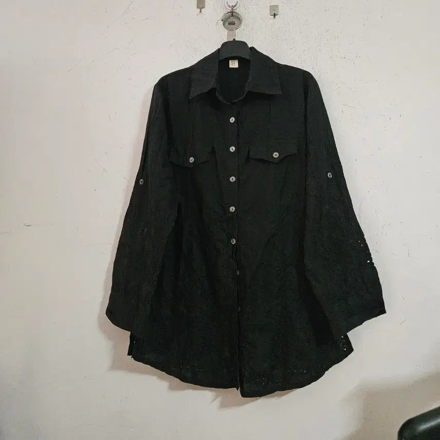 [BUNJANG] Black Punching Lace Long Shirt / 블랙 펀칭 레이스 롱 셔츠