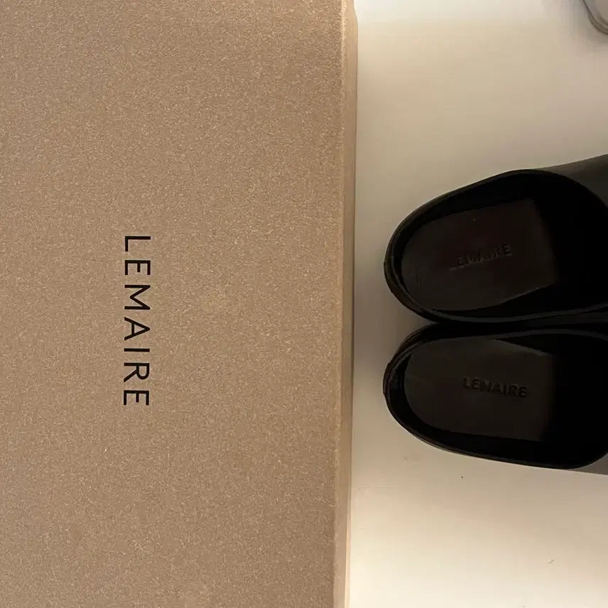 [SOLD OUT] 르메르 로퍼 38사이즈 lemaire