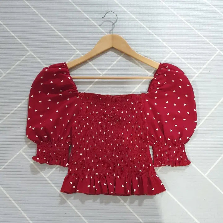 [BUNJANG] Puff Sleeve Off-Shoulder Smocked Blouse / 퍼프소매 오프숄더 스모크 블라우스