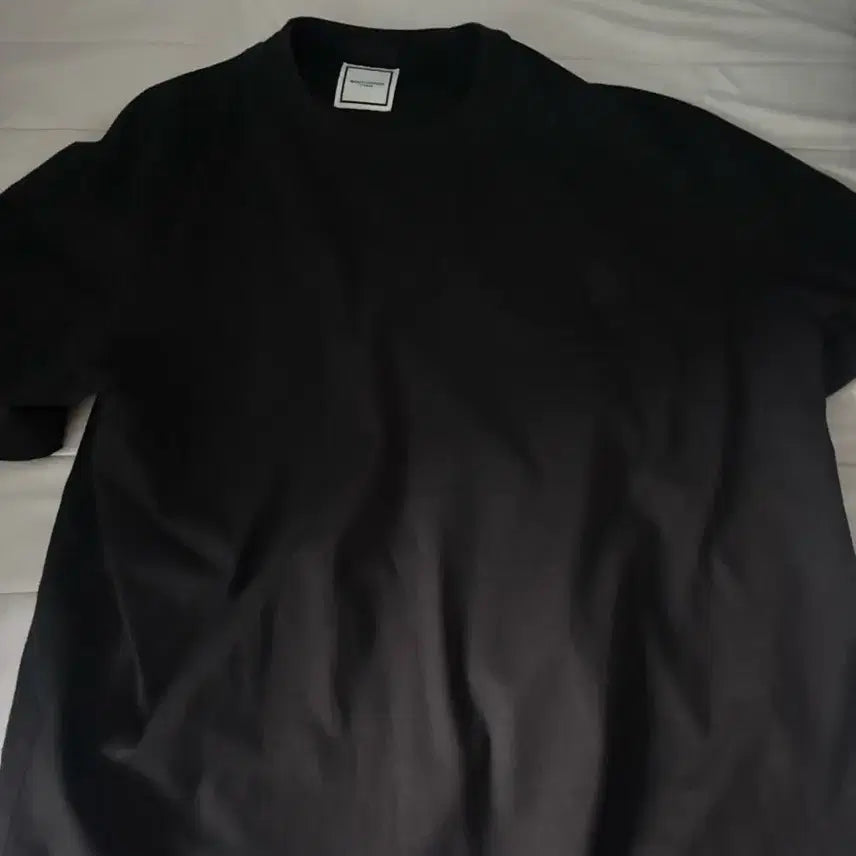 [BUNJANG] Wooyoungmi Black Feather Printing T-Shirt / 우영미 블랙 깃털 프린팅 티셔츠