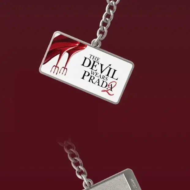 [BUNJANG] The Devil Wears Prada Movie Title Keychain Megabox Special Edition / 악마는 프라다를 입는다 무비 타이틀 키링 메가박스 특전