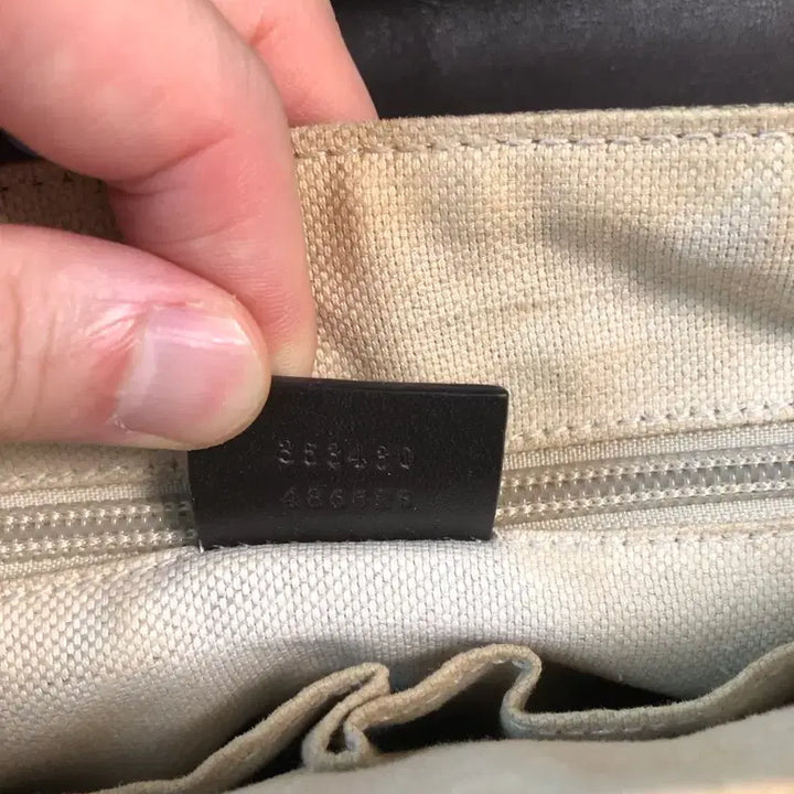 [BUNJANG] Gucci GG Pattern Messenger Bag / 구찌 GG패턴 메신저백