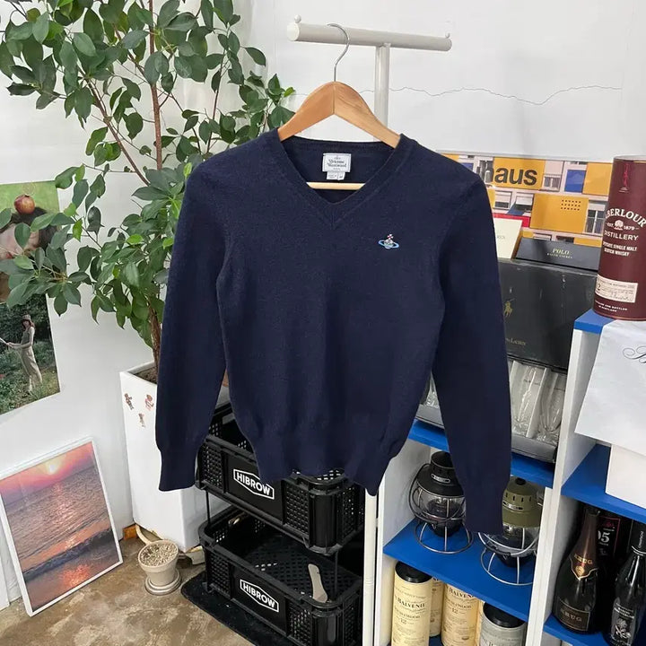[BUNJANG] Vivienne Westwood V-Neck Knit Sweater (M) / 비비안웨스트우드 브이넥 니트 M