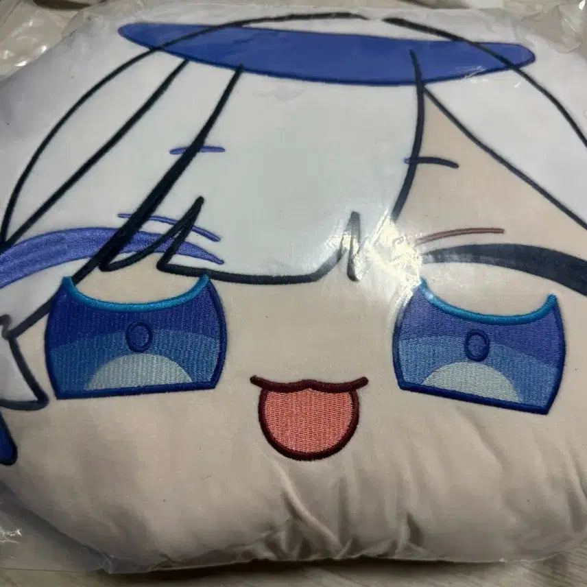 [SOLD OUT] 헤비 HEBI 얼빡 쿠션 미개봉