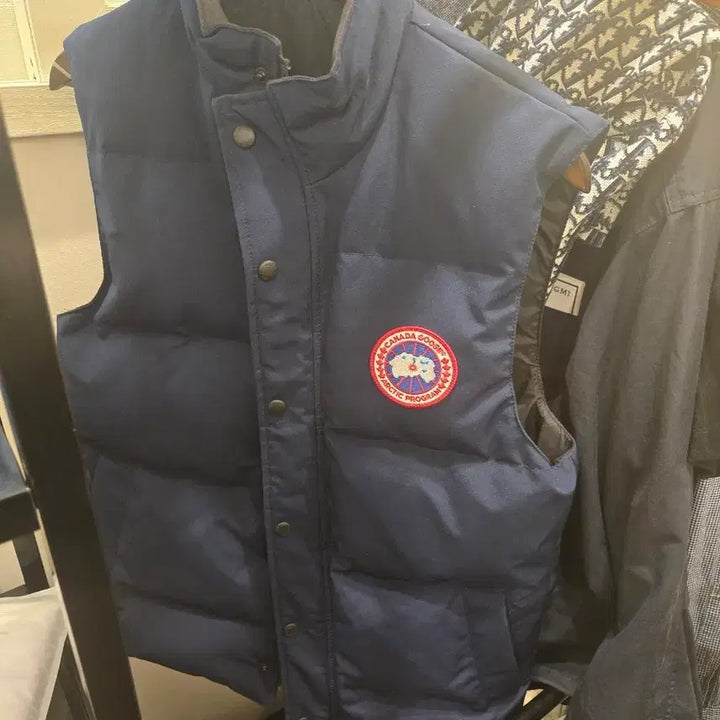 [BUNJANG] Canada Goose Navy Padded Vest / 캐나다구스 네이비 패딩 조끼 다크네이비(삼성정품)