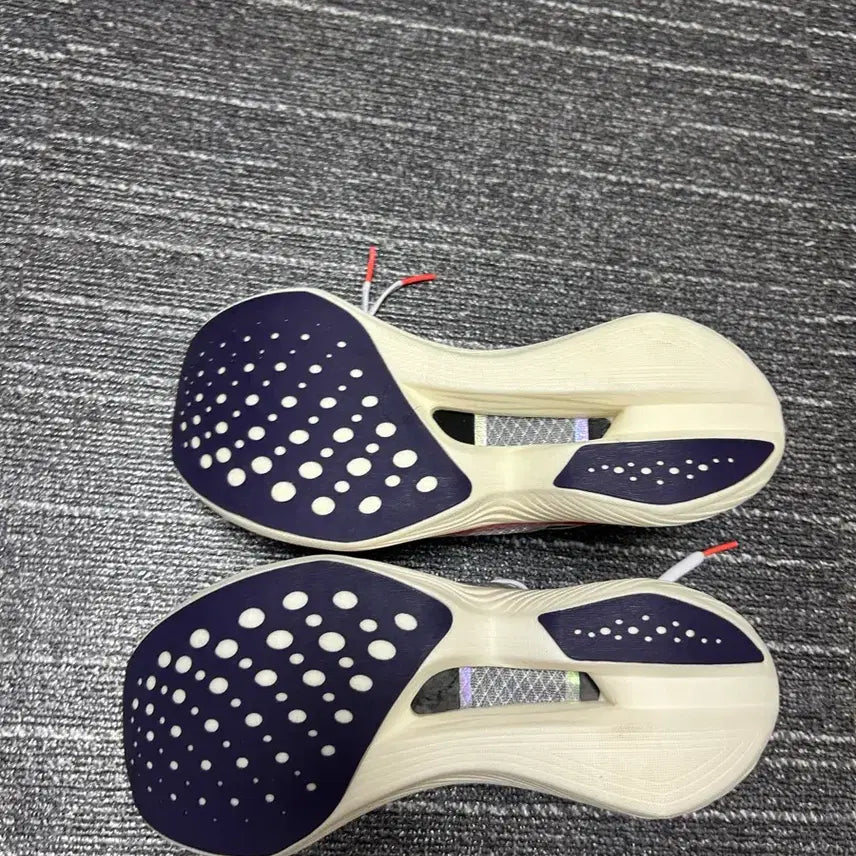 [BUNJANG] Saucony Endorphin Elite Running Shoes / 써코니 엔돌핀 엘리트