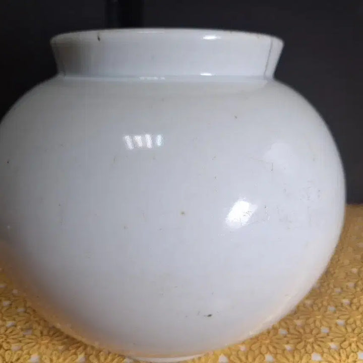 [BUNJANG] Joseon Dynasty Pure White Moon Jar (Height Approx. 17cm) / (골동품)조선 순백자 달항아리(높이약 17cm)