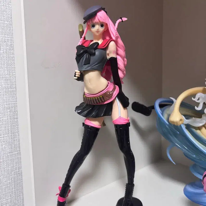 [BUNJANG] One Piece Flag Diamond Ship Perona Figure / 원피스 플래그 다이아몬드 쉽 페로나