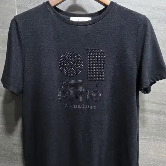 [BUNJANG] Atte Vanessa Bruno Mahong Blend Studded T-Shirt / athe 아떼 ,  마혼방  스터드(돌기, 징) 장식