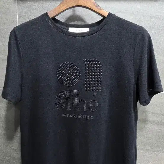 [BUNJANG] Atte Vanessa Bruno Mahong Blend Studded T-Shirt / athe 아떼 ,  마혼방  스터드(돌기, 징) 장식