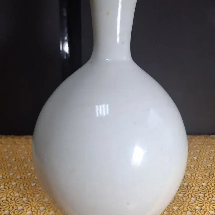 [BUNJANG] Joseon White Porcelain Vase (Height approx. 23cm) / (골동품)조선백자 순백자 주병(높이약 23cm)