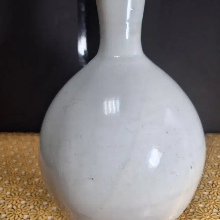 [BUNJANG] Joseon White Porcelain Vase (Height approx. 23cm) / (골동품)조선백자 순백자 주병(높이약 23cm)