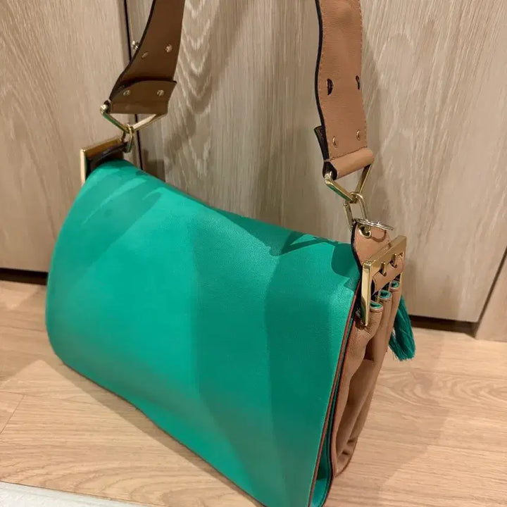 [BUNJANG] Chloé Jade Green Shoulder Bag / 끌로에 제이드그린 숄더백