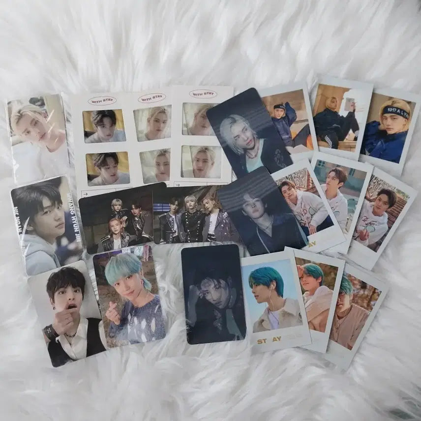 [SOLD OUT] 스트레이키즈 포카 엽서 일괄 양도 시즌그리팅 시그 스키즈 skz