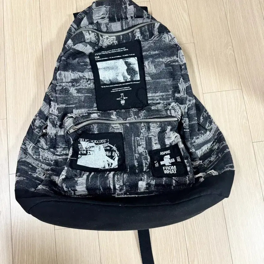 [BUNJANG] PARFROMWHAT Patch Cotton Backpack_Black / 파프롬왓 파 패치 코튼 백팩_블랙