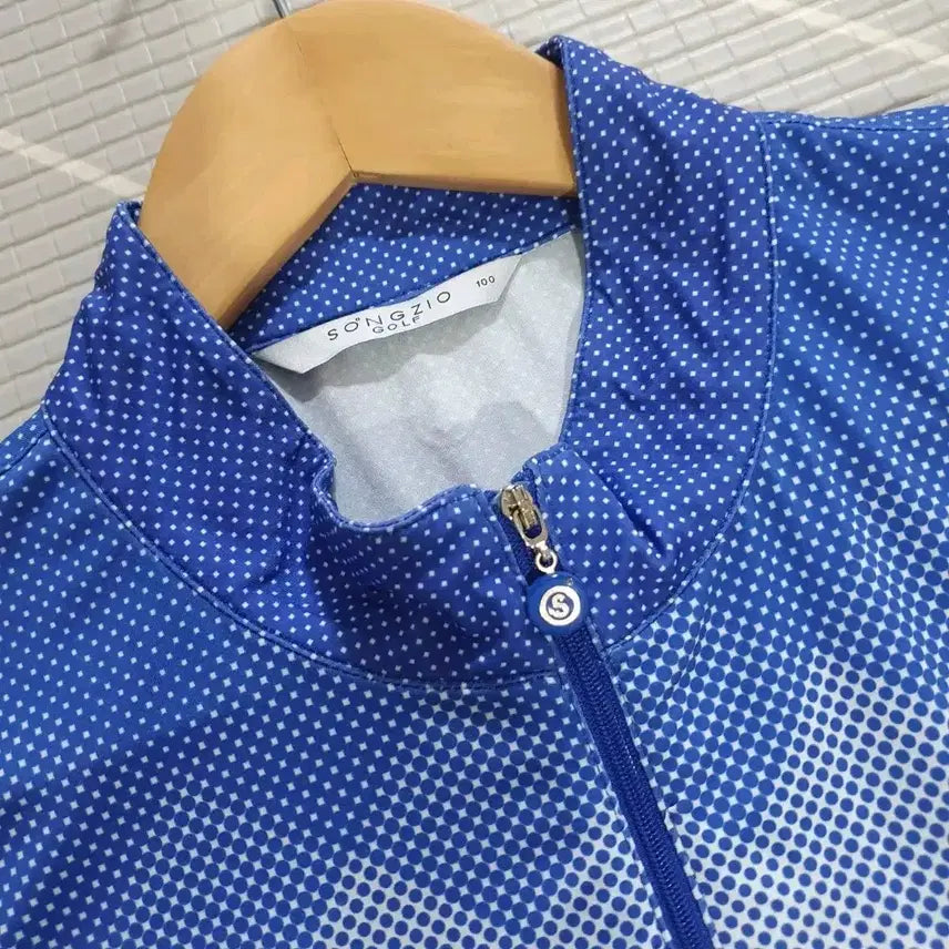 [BUNJANG] Songzio Golf Blue Dot Short Sleeve Golf Wear T-Shirt / 100 송지오골프 블루 도트 반팔 골프웨어.골프티셔츠