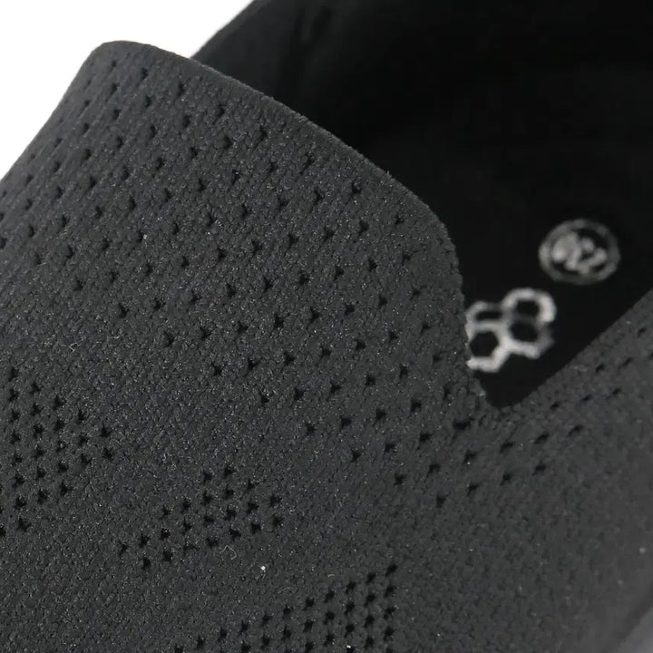 [BUNJANG] Y4 Lightweight Knit Slip-On Nursing Shoes / 간호사화 병원신발 발편한 근무화 초경량 니트 슬립온 쿠션화 블랙 Y4