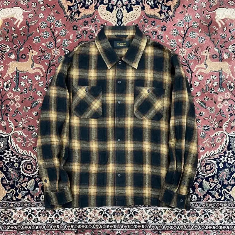 [SOLD OUT] [L] 블랙아웃 피코 셔츠