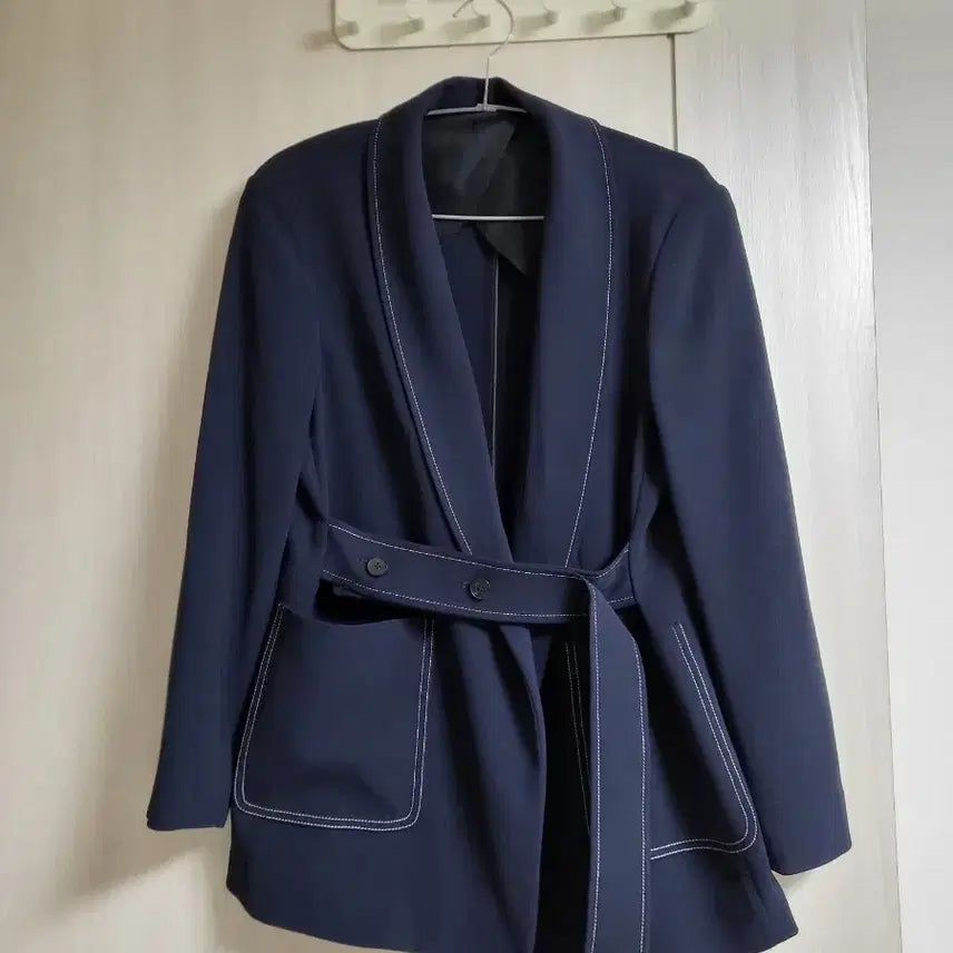 [BUNJANG] Frontrow Navy Stitch Point Belted Jacket / 프론트로우 네이비 벨트 자켓 스티치 포인트
