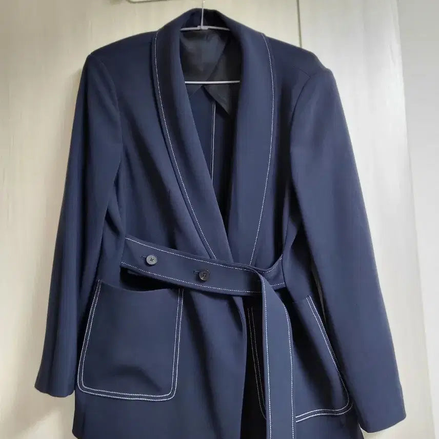 [BUNJANG] Frontrow Navy Stitch Point Belted Jacket / 프론트로우 네이비 벨트 자켓 스티치 포인트
