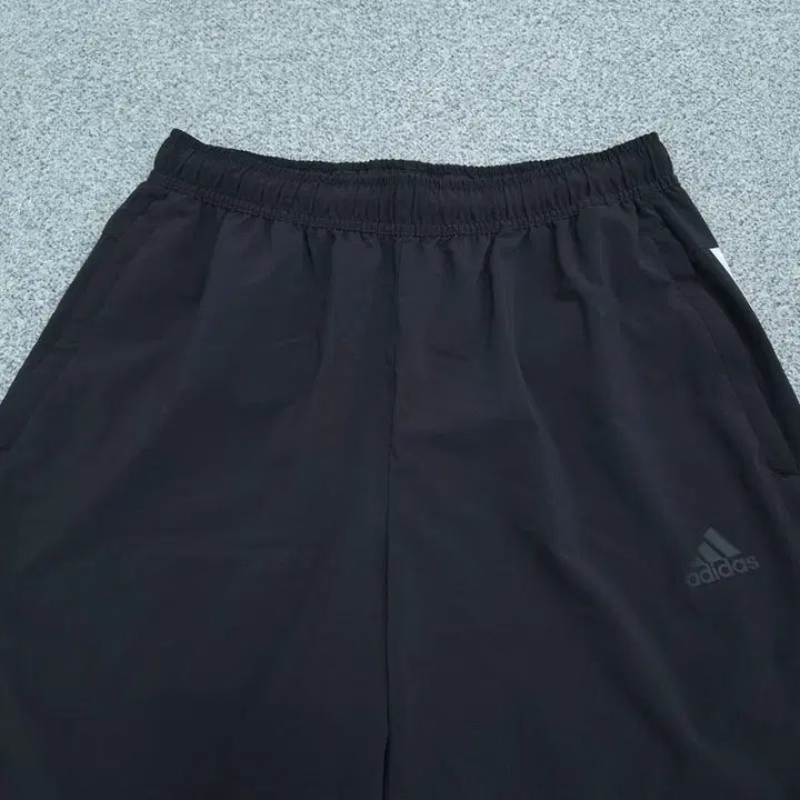 [BUNJANG] Adidas Training Shorts (L) / L 아디다스 반바지 | C