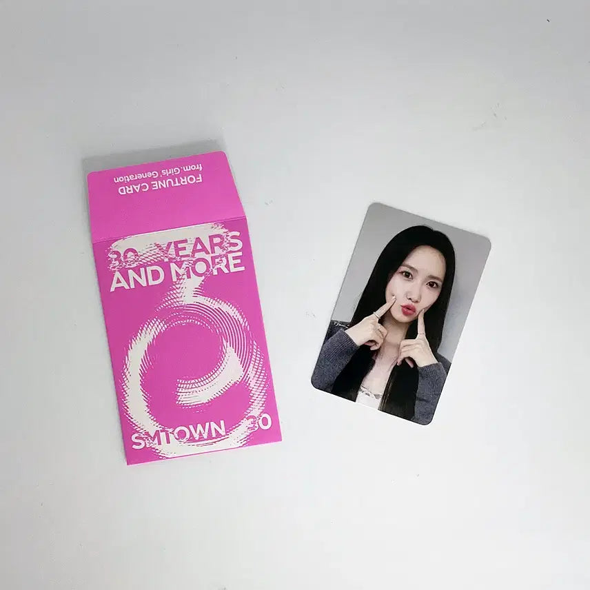 [BUNJANG] 소녀시대 소시 윤아 에스엠타운 2025 슴콘 포춘 포토카드 포카 / 소녀시대 소시 윤아 에스엠타운 2025 슴콘 포춘 포토카드 포카