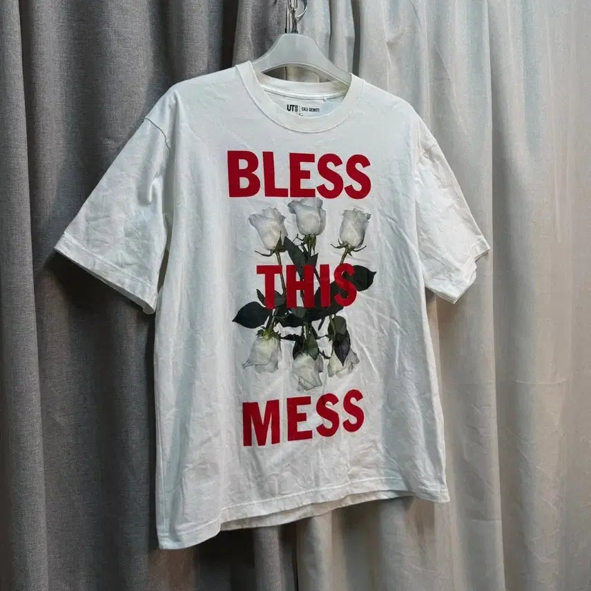 [BUNJANG] Uniqlo Bless This Mess Short Sleeve T-Shirt XL / [XL] 유니클로 Bless This Mess 반팔 티셔츠