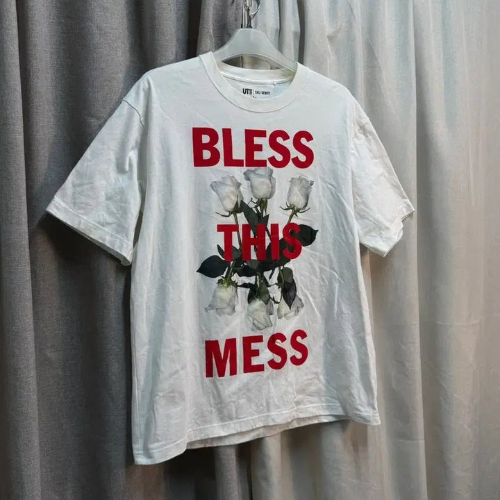 [BUNJANG] Uniqlo Bless This Mess Short Sleeve T-Shirt XL / [XL] 유니클로 Bless This Mess 반팔 티셔츠