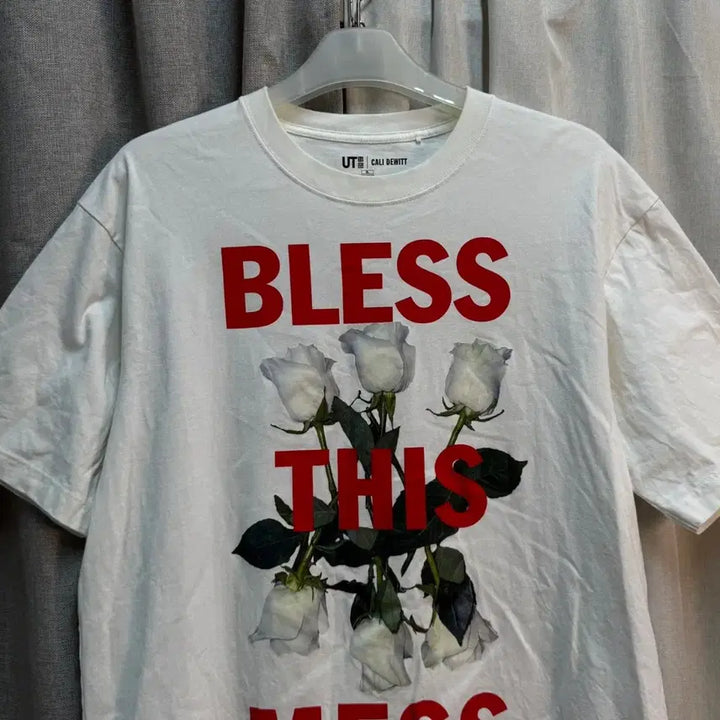 [BUNJANG] Uniqlo Bless This Mess Short Sleeve T-Shirt XL / [XL] 유니클로 Bless This Mess 반팔 티셔츠