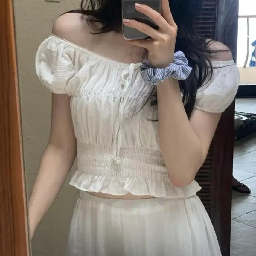 [SOLD OUT] (포장째새상품) 플랜트샵 포이 블라우스 Poi banding blouse