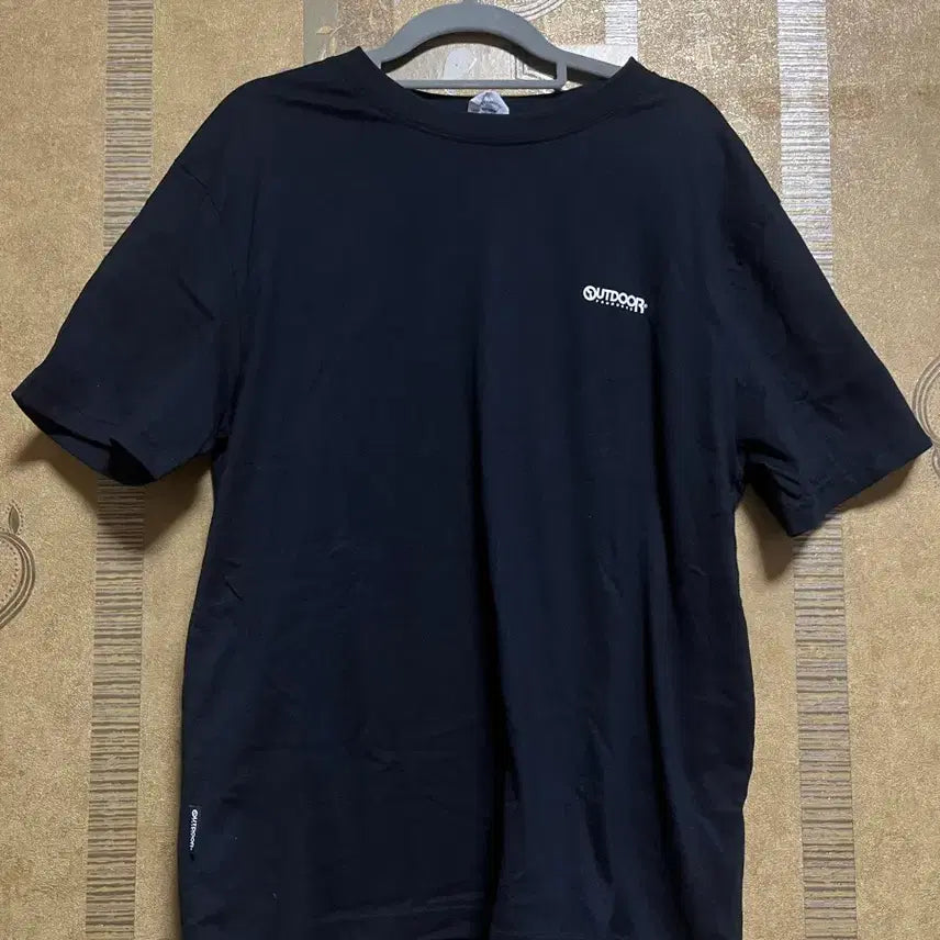 [BUNJANG] Outdoor Black T-Shirt (M) / OUTDOOR 블랙 반팔티 M