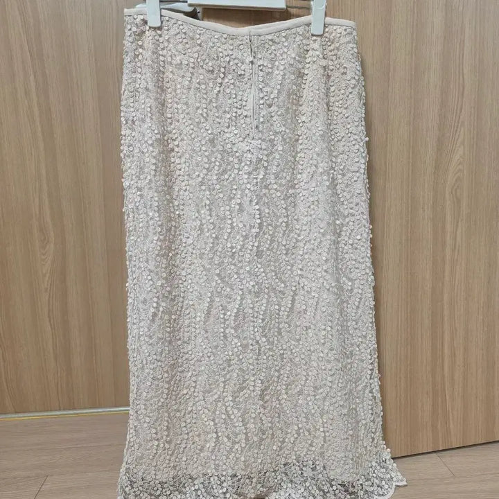 [BUNJANG] ORR Grape Embroidery Skirt Size L / (무배)오르 ORR 그레이프자수 스커트 L
