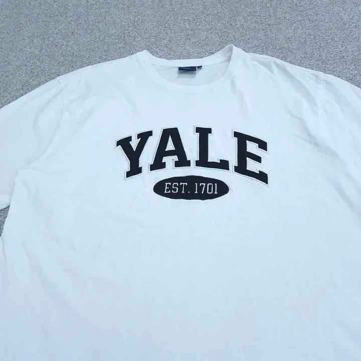 [BUNJANG] Yale Short Sleeve T-Shirt / L 예일 반팔 티 | C