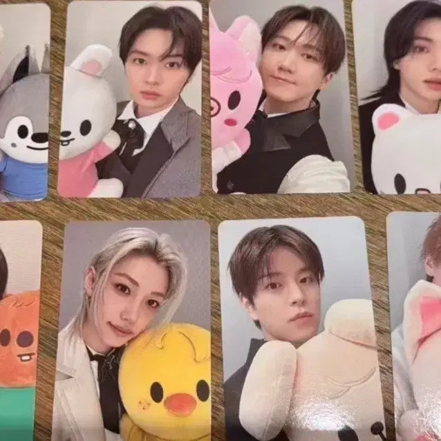 [BUNJANG] Stray Kids Popup Store MD Lucky Draw Photocard Bundle Set (ot8) / 스트레이키즈 팝업스토어 MD 4만구매 특전 포카 ot8