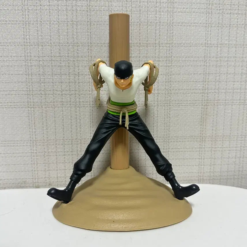 [BUNJANG] One Piece Zoro Figure / 원피스 조로 피규어