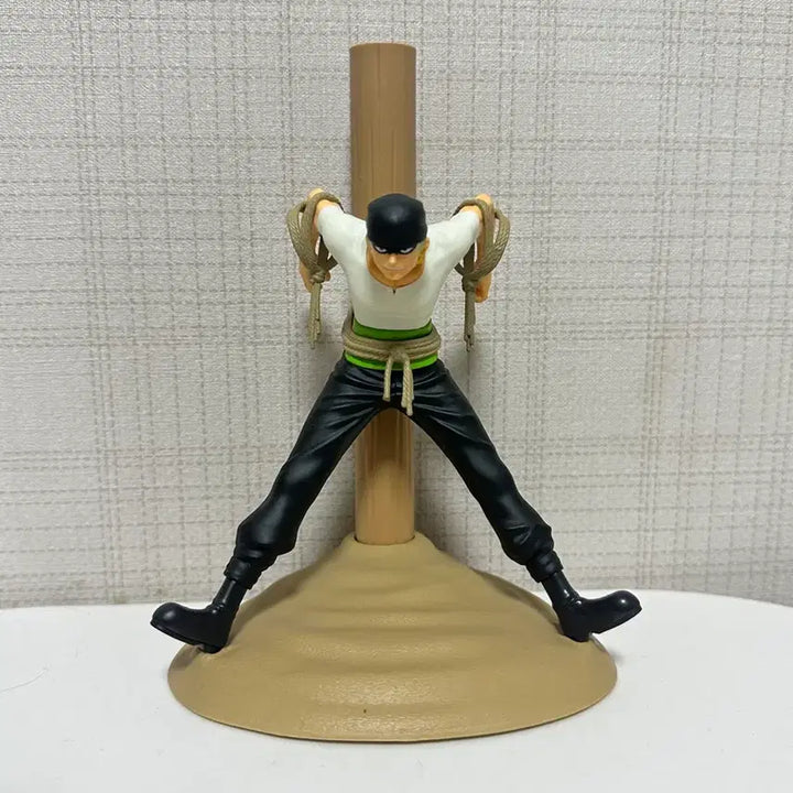[BUNJANG] One Piece Zoro Figure / 원피스 조로 피규어