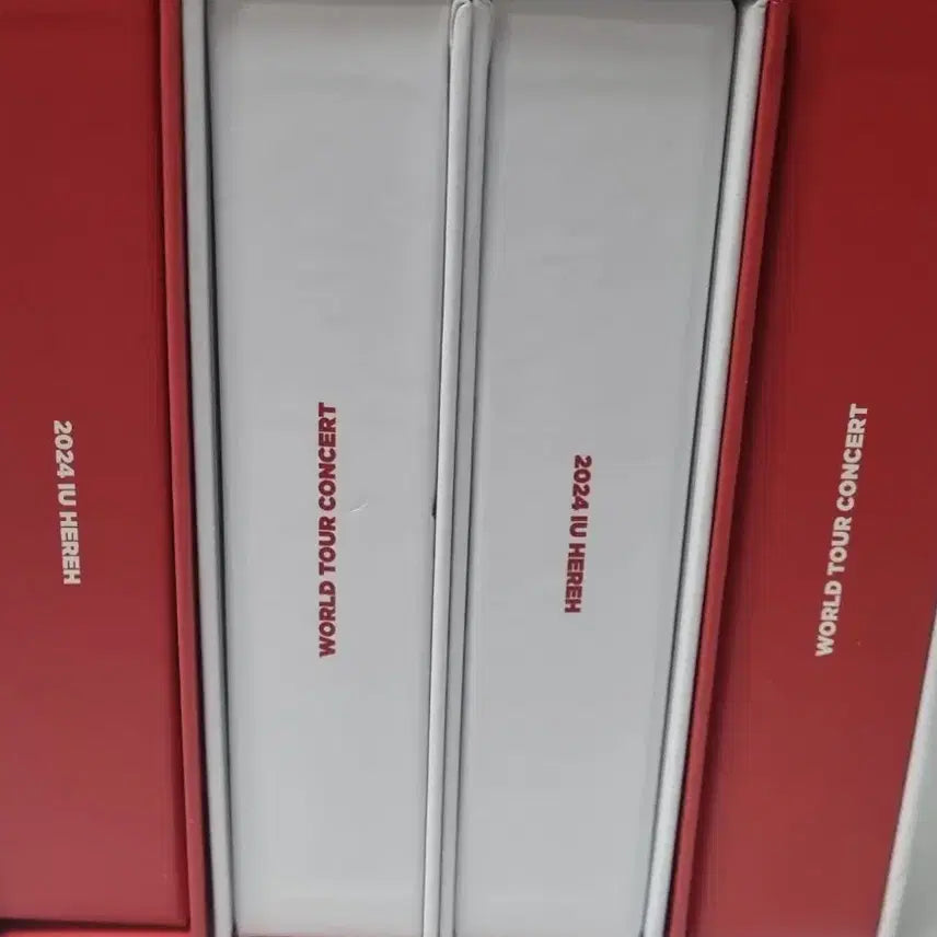 [BUNJANG] IU 2024 HEREH Concert DVD/Blu-ray / IU 아이유  2024 HEREH 콘서트 DVD/블루레이