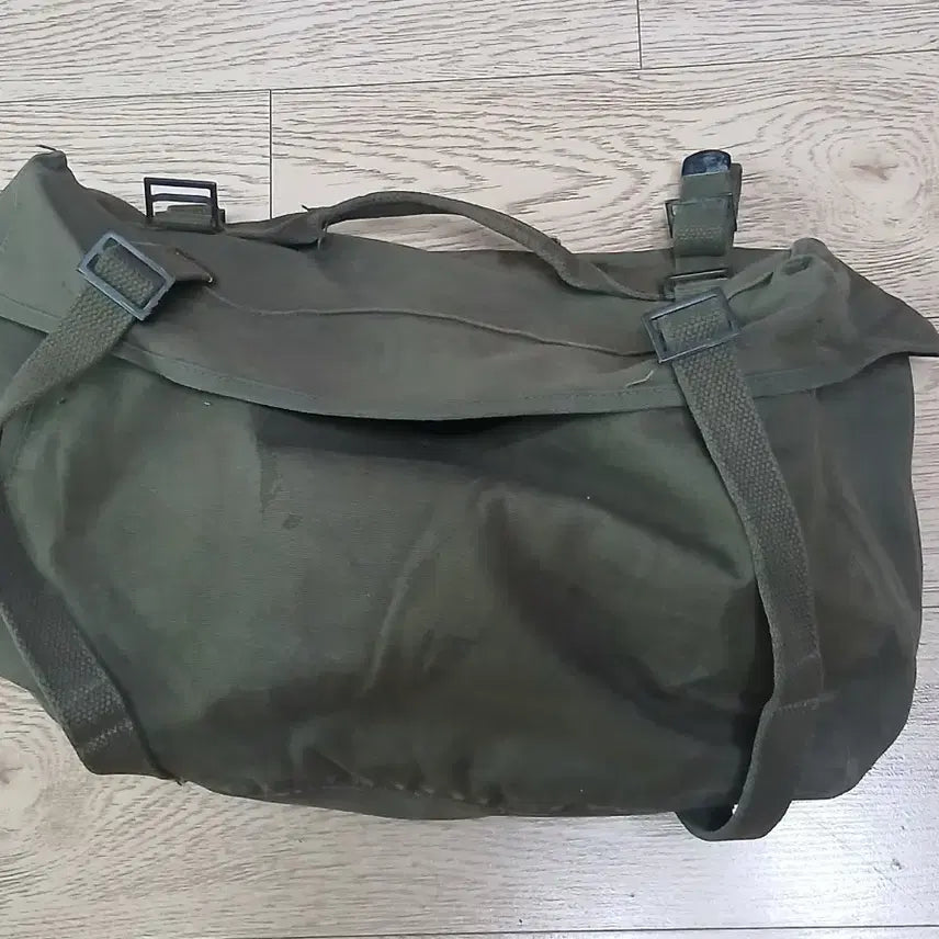 [BUNJANG] Vietnam War US Army Field Cargo Bag / 베트남전 미군 필드 카고백