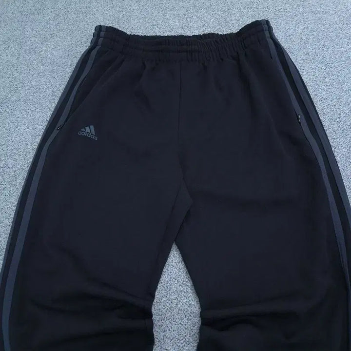 [BUNJANG] Adidas Track Pants / M 아디다스 바지 | C